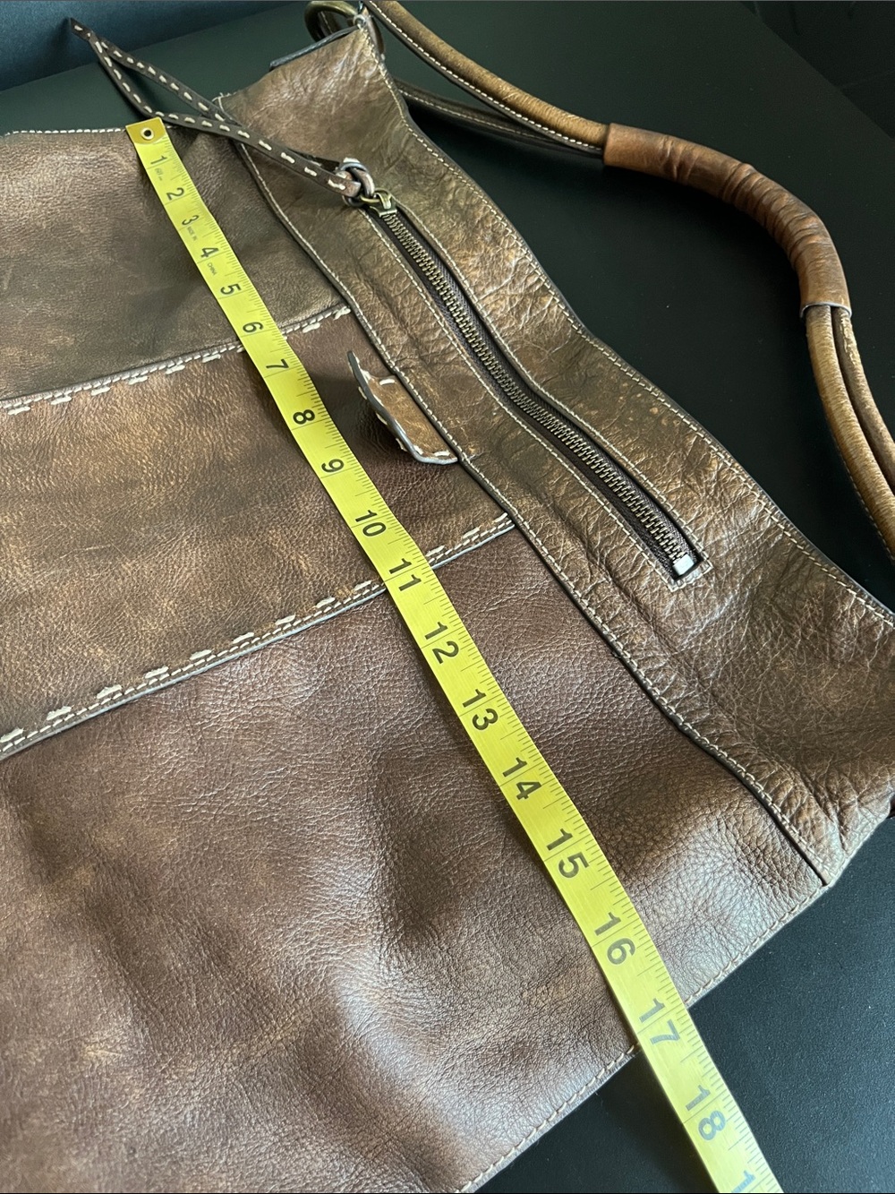 Club Monaco’s Brown Leather Shoulder Bag - Classic Hobo Tote - Picture 5 of 14